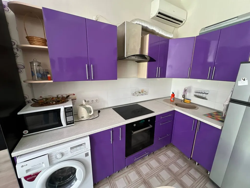 Студия в доме царской постройки