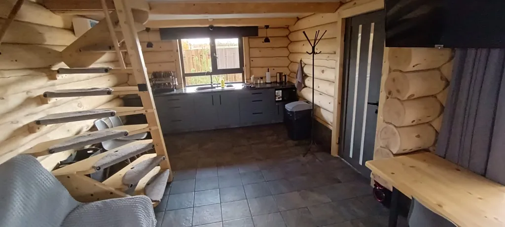 Бревенчатый дом для уютного отдыха в Осоргино