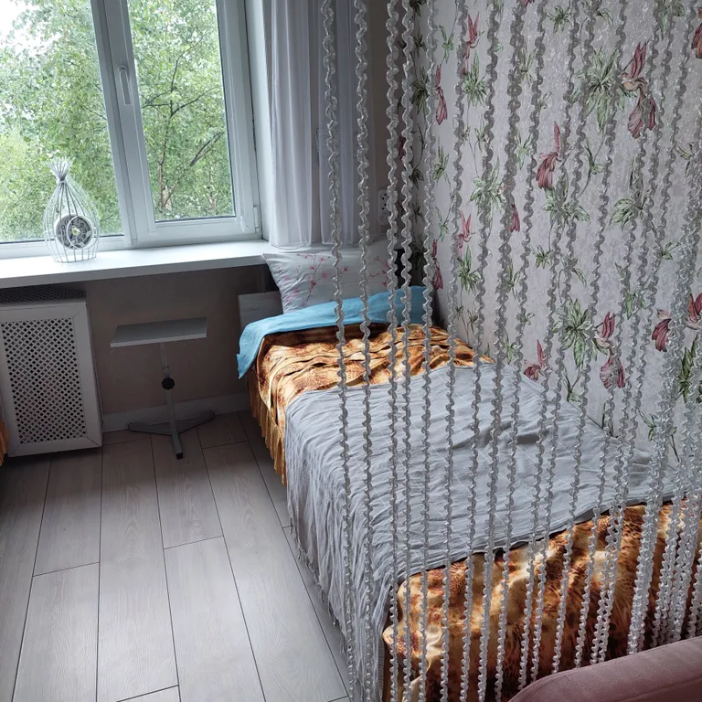 В Петропавловске-Камчатском полдень!