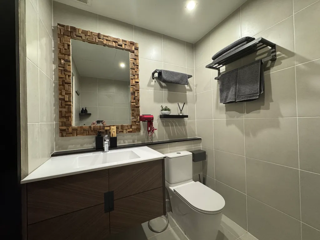 SvoyLux солнечный остров в океане