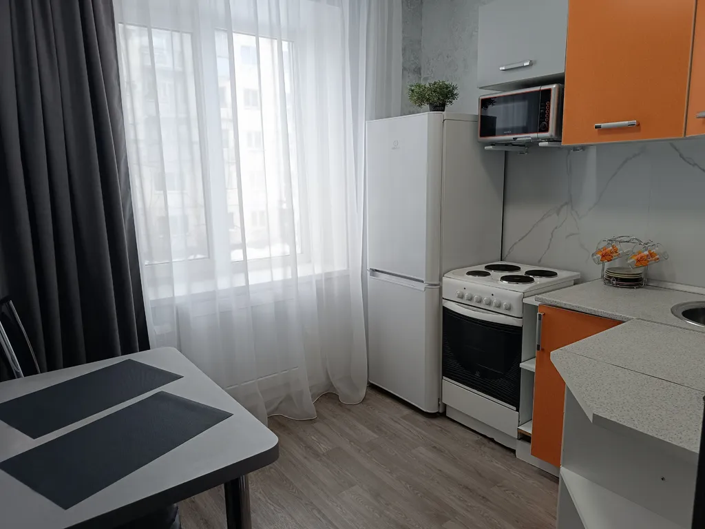 Отличная двухкомнатная квартира рядом с ЦУМом и Дворцом Спорта