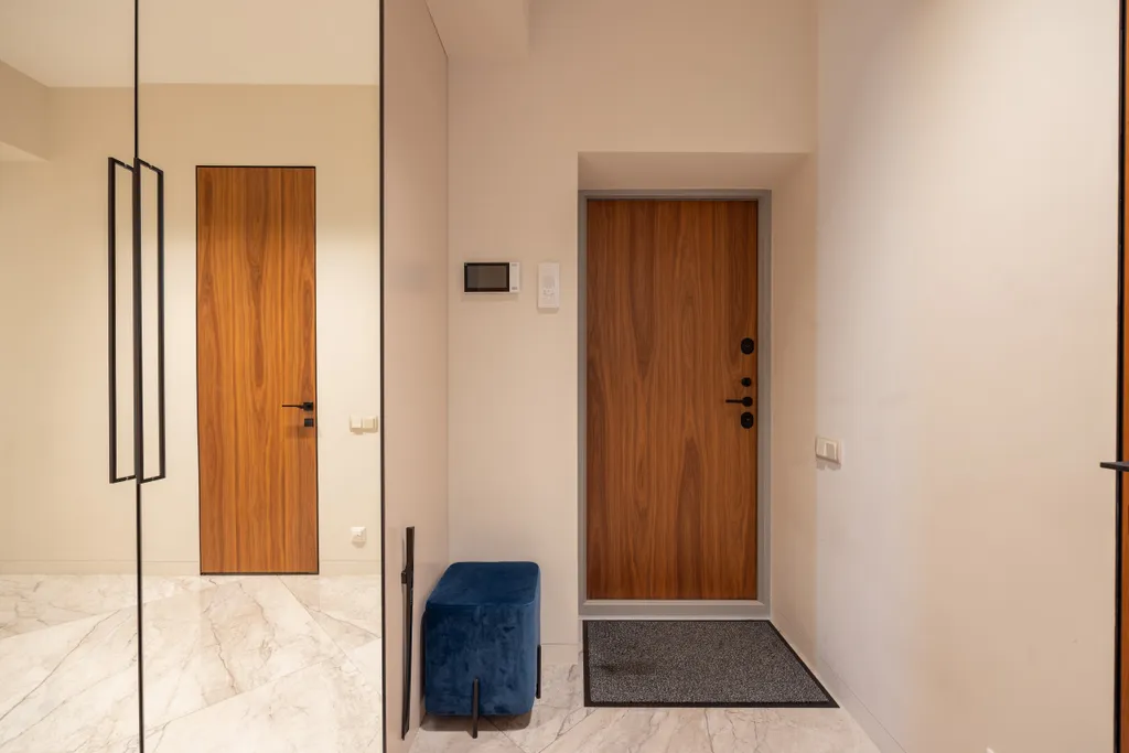 Дизайнерская квартира с террасой, бассейном и видом на море