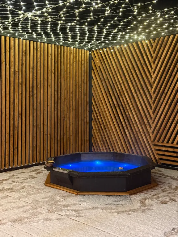 Дом с террасой и банным чаном