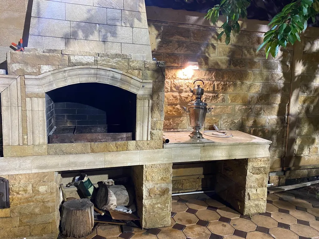 Дом на берегу