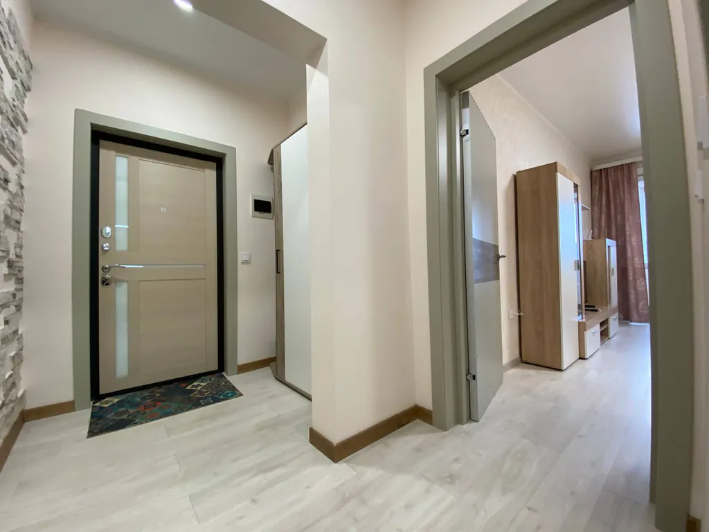 Студия у Сити-Молла с видом на горы