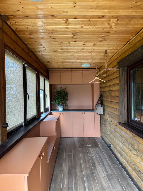 Уютный домик недалеко от моря близ казино Собрание