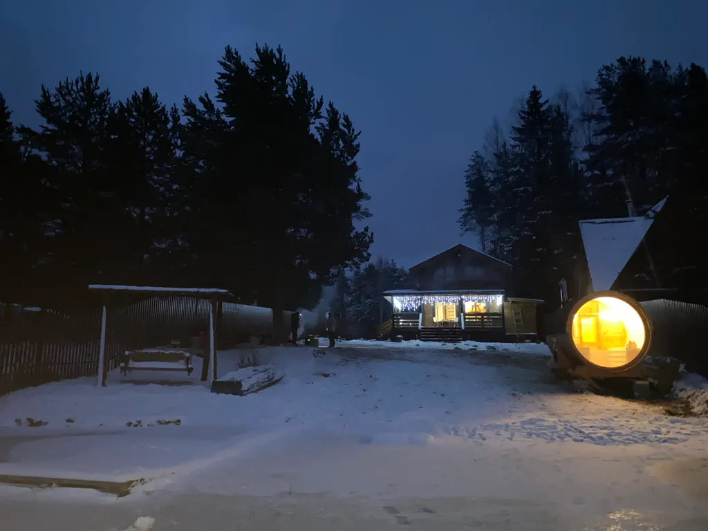 Дом у озера в Заплавье