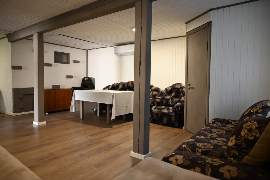 Лесной коттедж