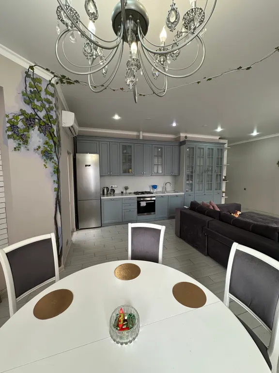 Большая квартира в сириусе