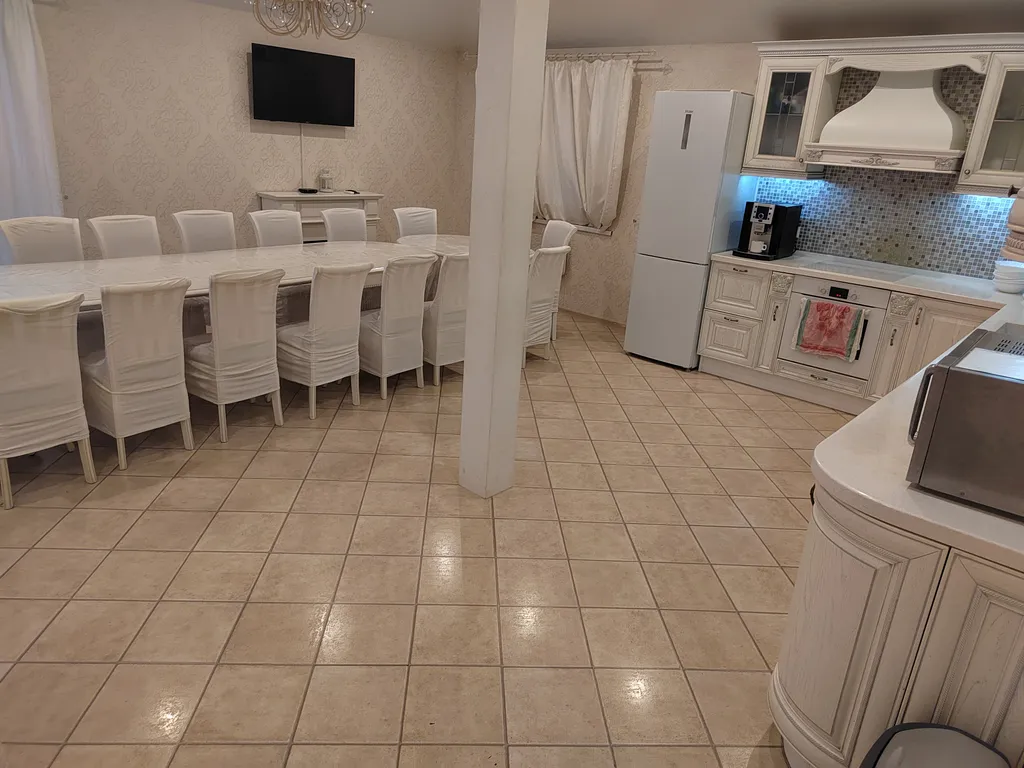 10-комнатный Дом