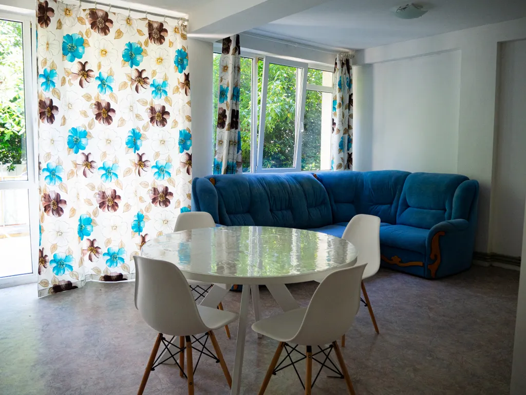 Уютная квартира недалеко от моря. Своя парковка. — аренда посуточно в Гаспра