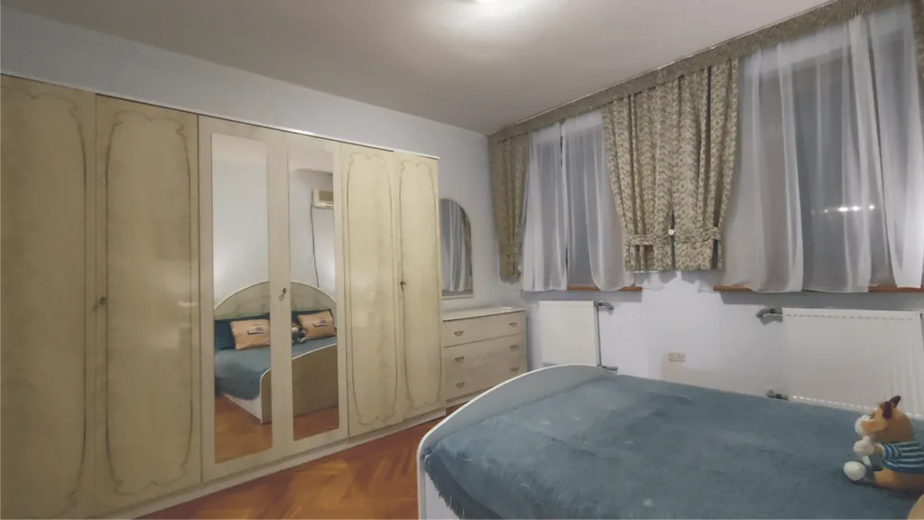 Коттедж - три этажа на берегу моря