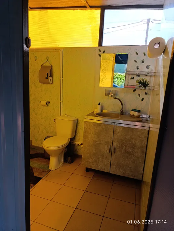 Домик на море