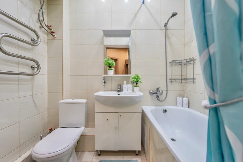 Панорамные окна в пол с потрясающим видом на закат