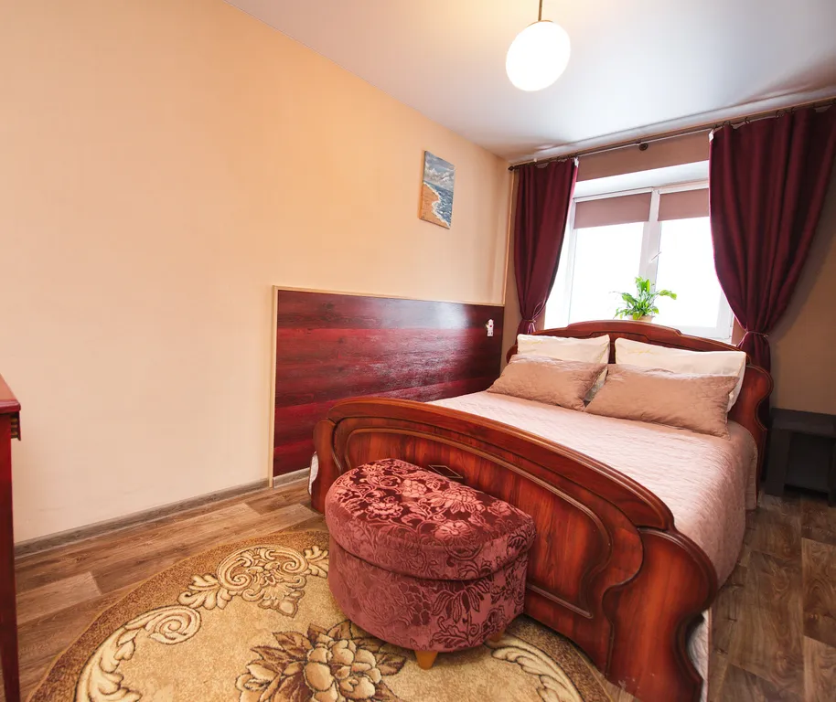 1-комнатная Квартира — аренда посуточно в Каменск-Уральский