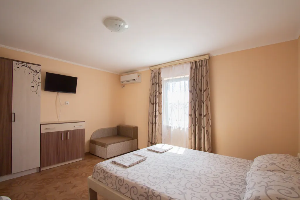 Квартира Комната — аренда посуточно в Оленевка