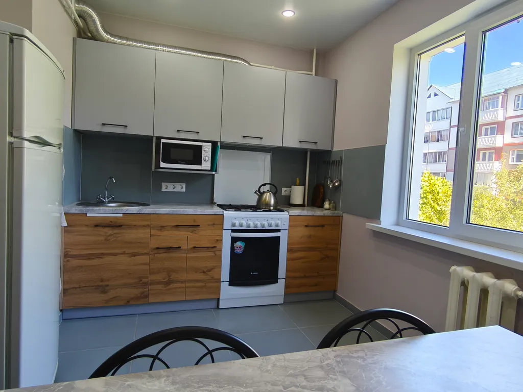 Просторная четырёхкомнатная квартира со свежим ремонтом