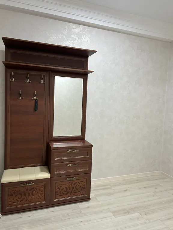 Уютная квартира со свежим ремонтом возле мультимедийного фонтана