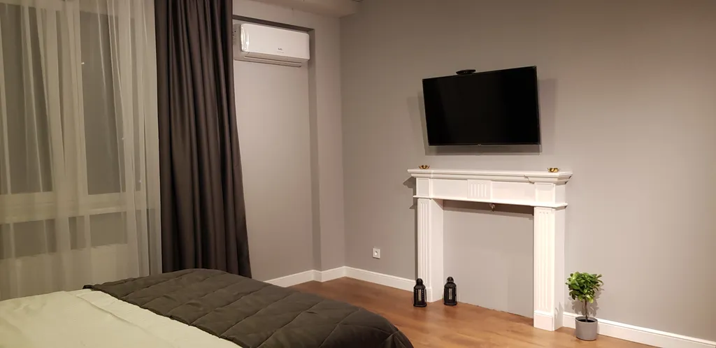 Апартаменты с прекрасным видом, рядом с аэропортом и жд вокзалом