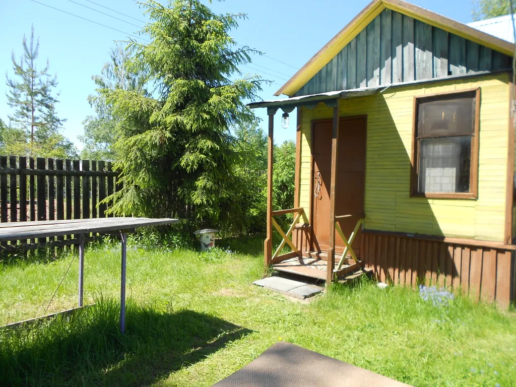 Домик на Волге