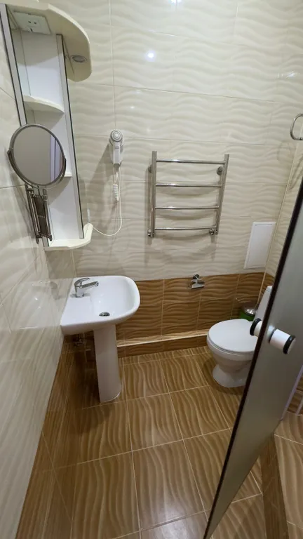 Квартира Квартира Трехместный номер «Стандарт» — это номер романтик: солнце, море и уют! — Геленджик