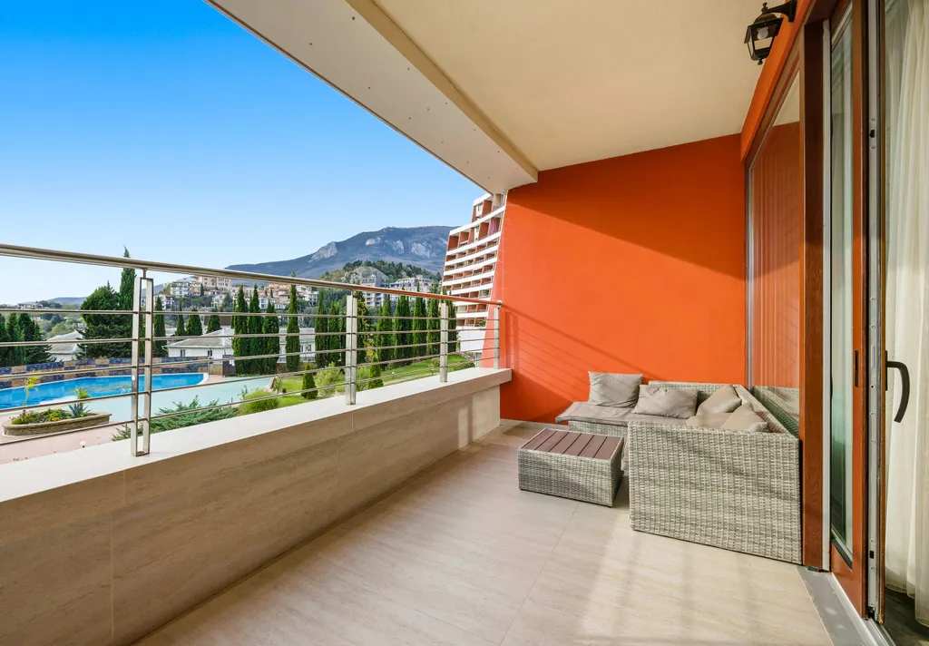 3-ех комнатная студия с видом на море с евроремонтом  № 24