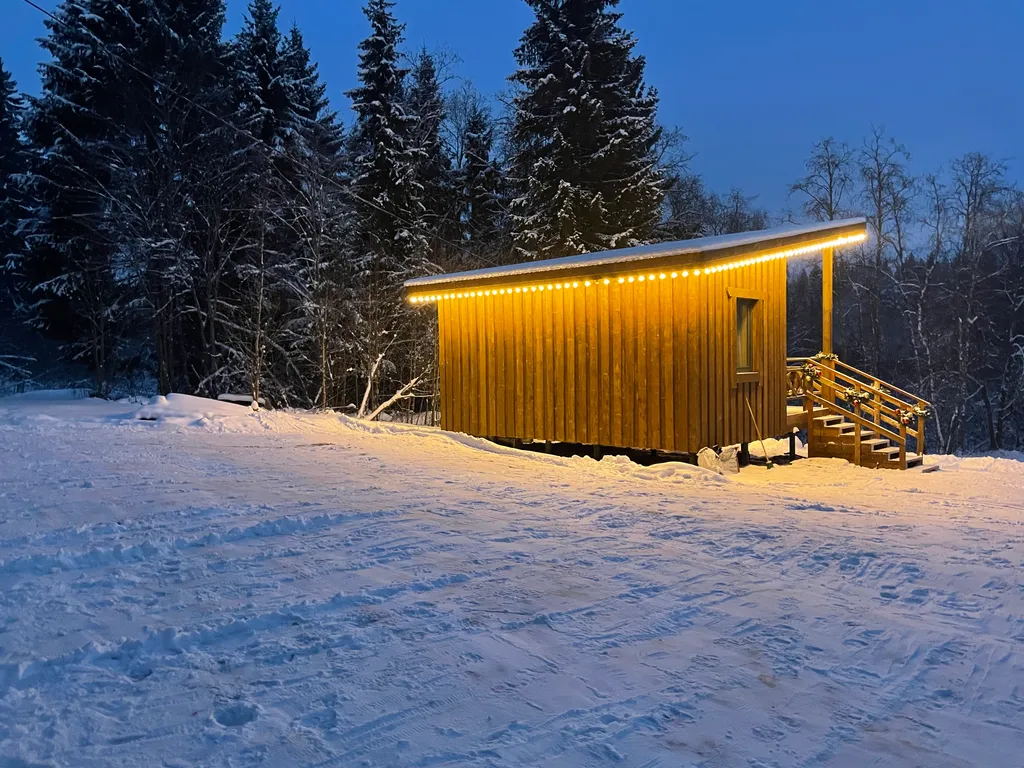 Домик для семейного отдыха в лесу