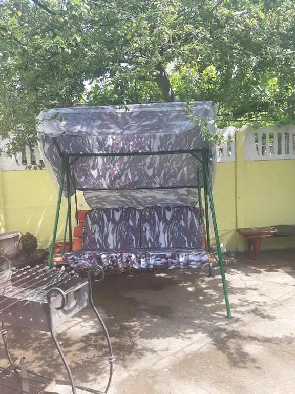 Уютный дом с двориком и беседкой у моря в Алуште