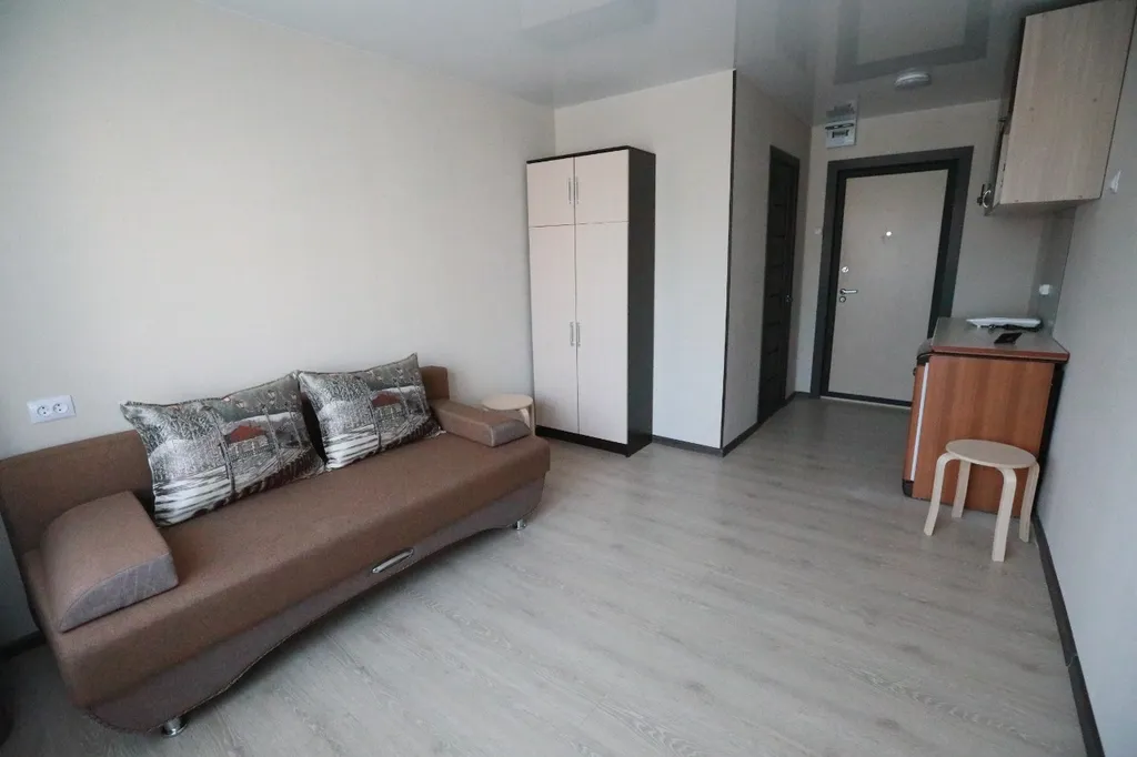 Гостинка с евро ремонтом в центре