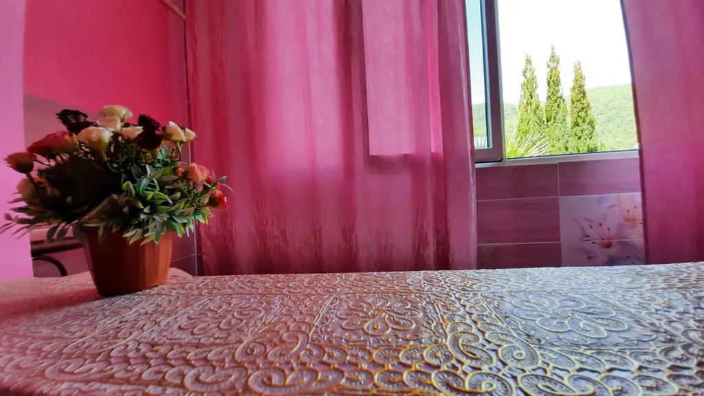 Квартира Розовый рассвет — аренда посуточно в Солоники