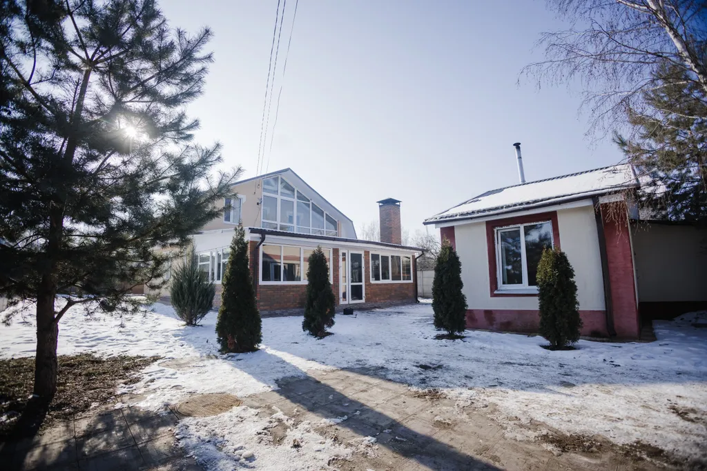 Коттедж на берегу озера