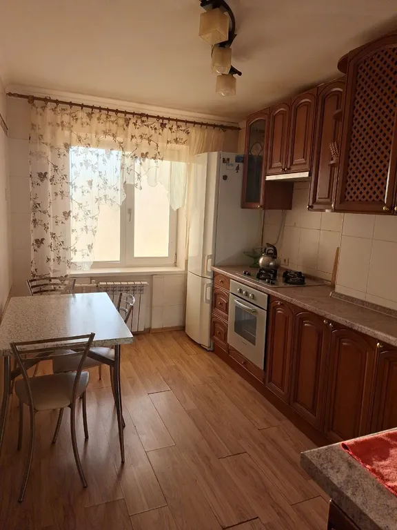 Трёхкомнатная квартира с видом на море — аренда посуточно в Мариуполь