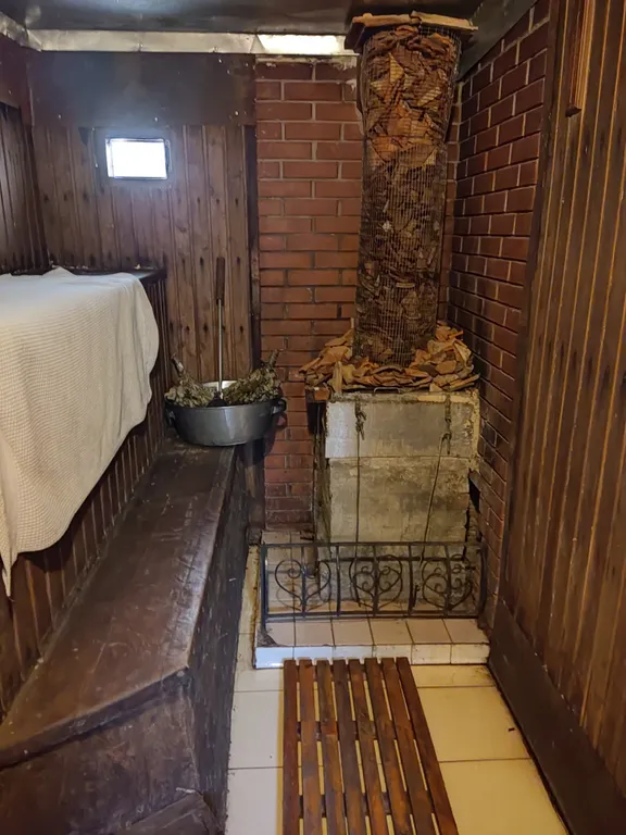 Коттедж Уютный большой дом на участке 20 соток для отличного отдыха — Лесновка