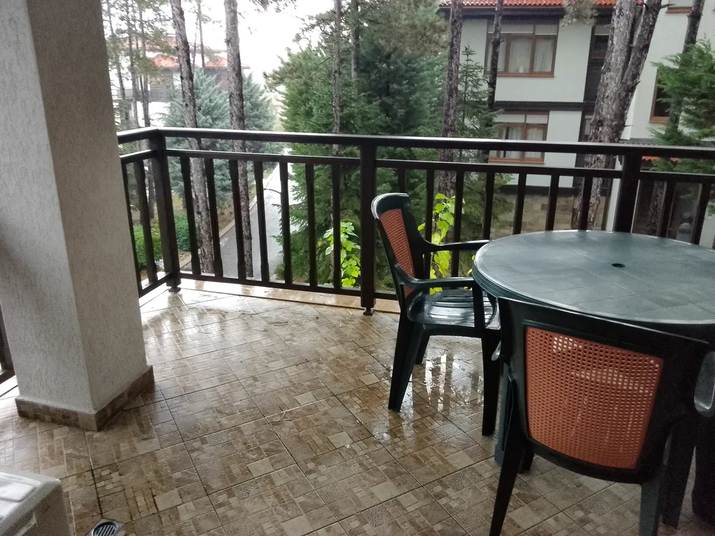 Трехкомнатный люкс в соснах у моря в Санта Марина