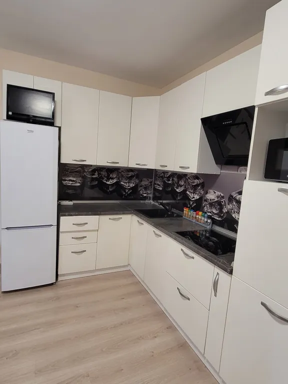 Солнечная студия рядом с метро