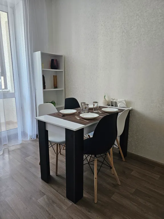 Уютная квартира в доме с картинной галереей