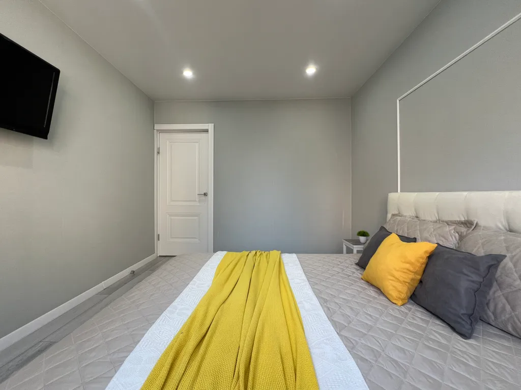 2 к.кв. в пяти минутах от Горного Воздуха не берем оплату за уборку