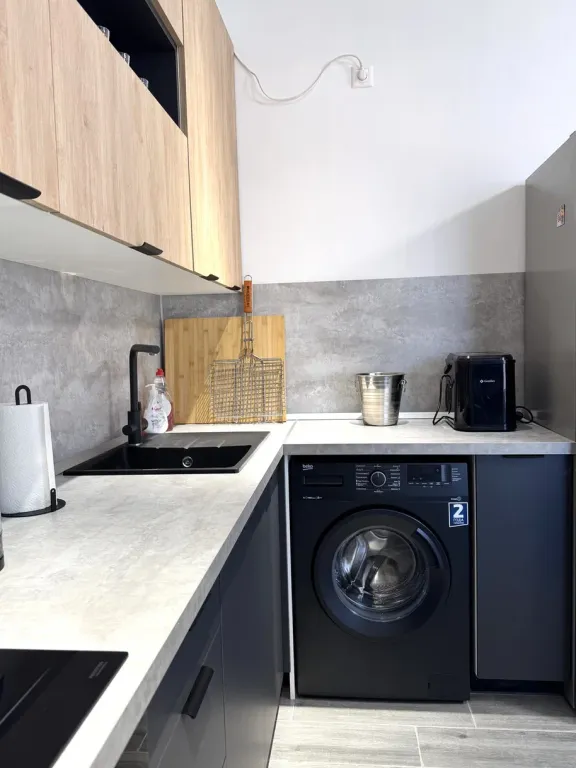 Дом с бассейном в Винной деревне Тамань