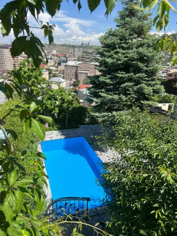 Large 5 bedroom luxury villa