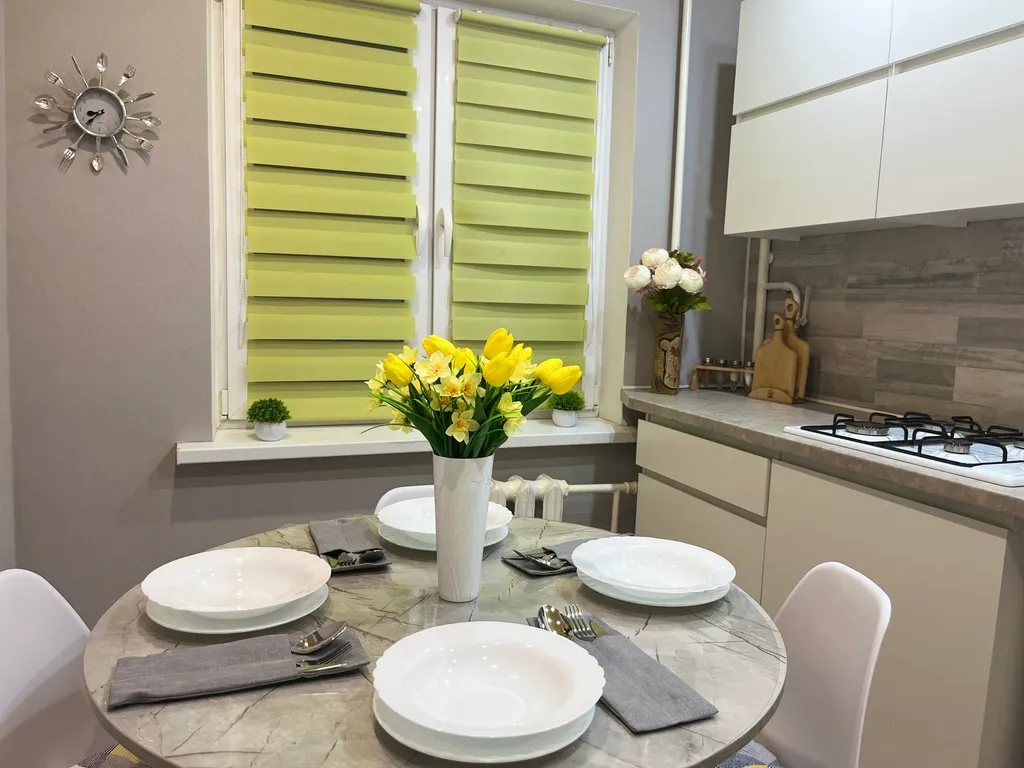 Уютная солнечная квартира с большой лоджией и видом на весь город