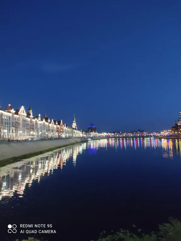 Уютная квартира с wi fi в самом центре города с видом на набережную