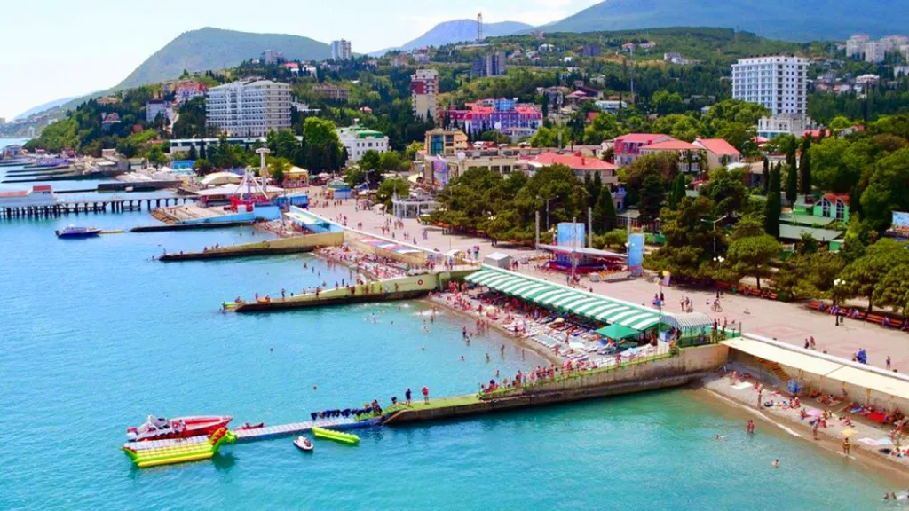 Уютные апартаменты с видом на море и горы