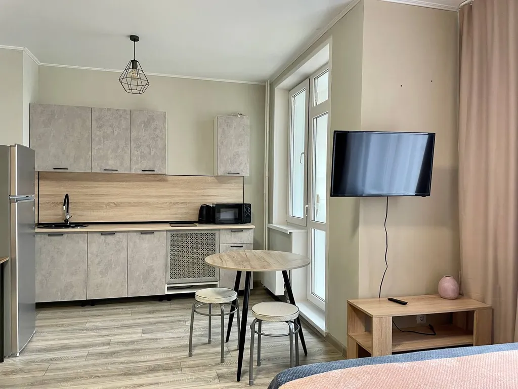 Квартира Стильная студия на Апрельской — Красноярск