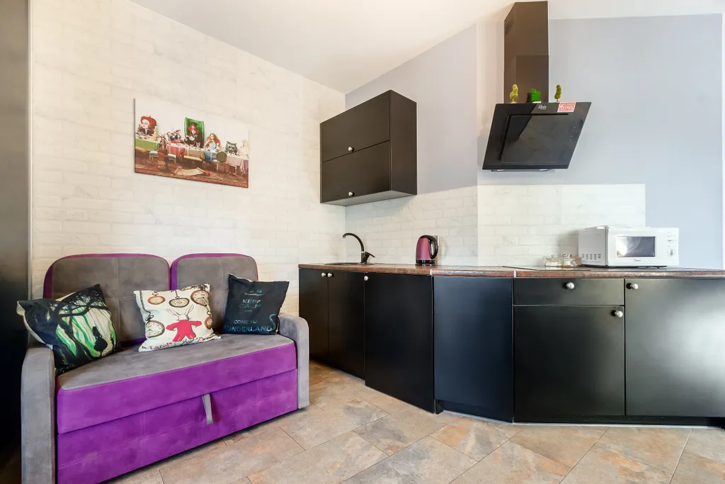 Квартира Дизайнерская квартира в стиле Алисы в стране чудес — Ростов-на-Дону