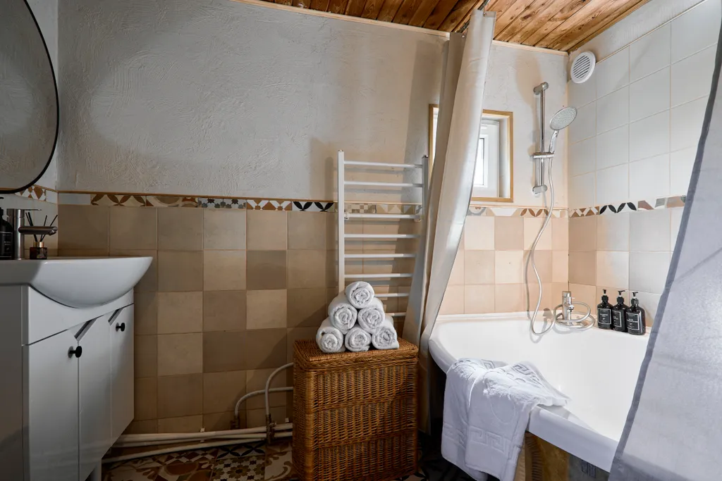 Коттедж Уютный просторный дом с баней для большой семьи — Ропшинские Ключи