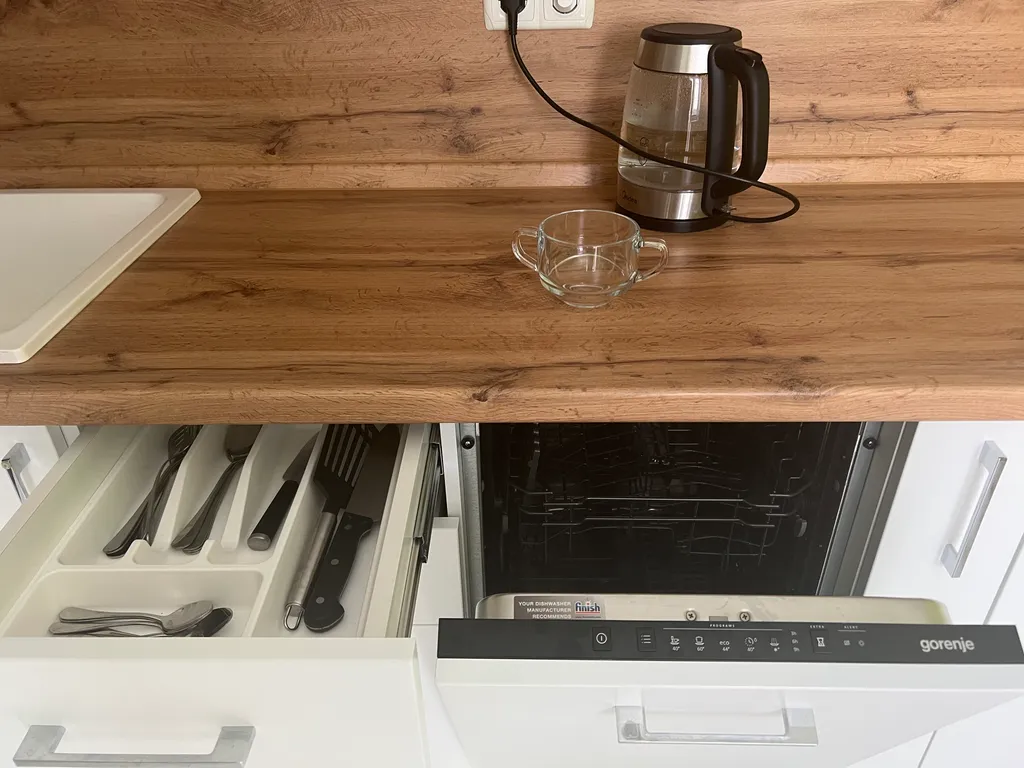 Квартира 2-х комнатная квартира с видом на море — Севастополь