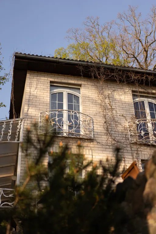 Особняк на берегу Тихого озера