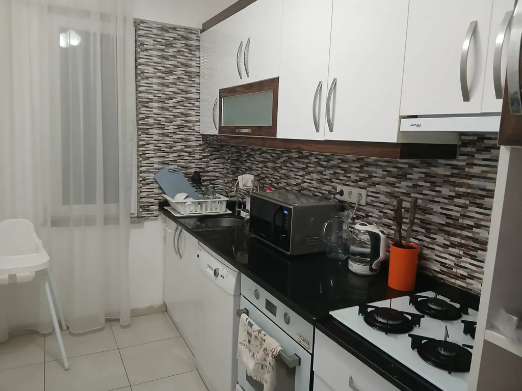 Просторная и светлая квартира у моря