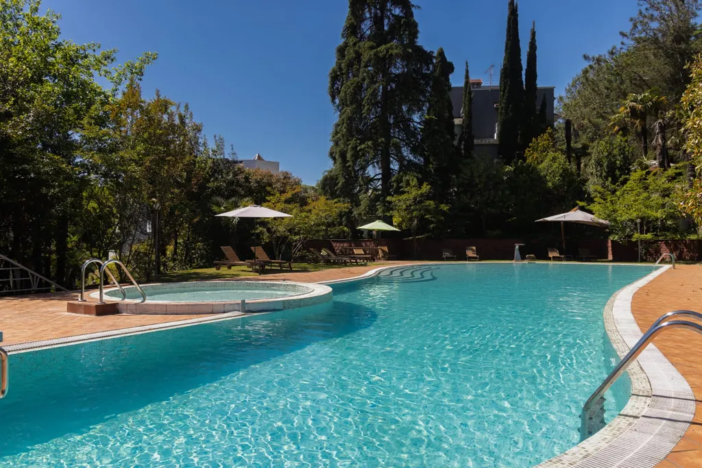 Коттедж Вилла с бассейном и видом на море — аренда посуточно в Сочи