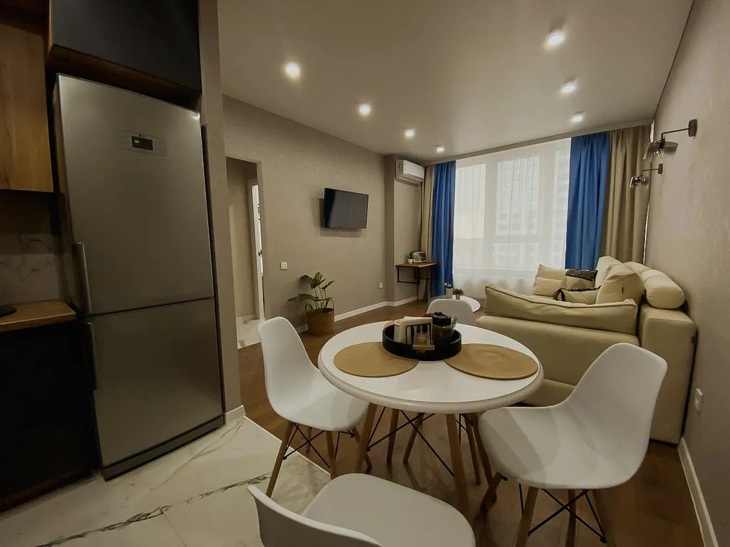 Уютная квартира с современным ремонтом собственная парковка